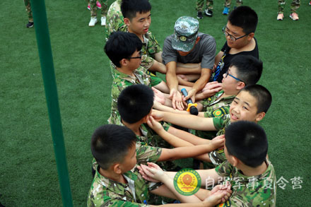伊朗总统：愿在和平核活动领域进行对话合作以建立信任